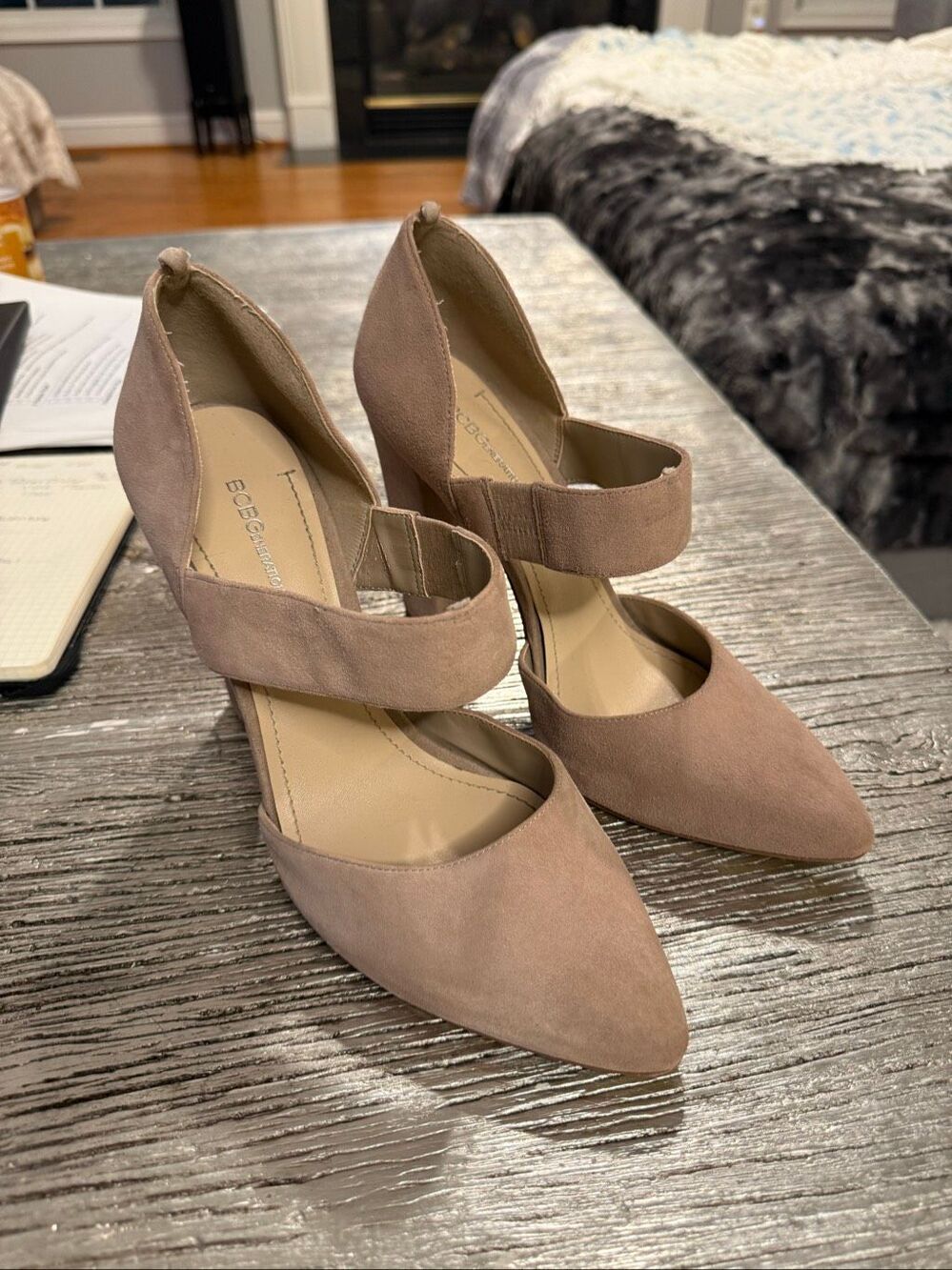 BCBGeneration Tan Suede Block Heel Wide Strap Pumps Heels sz 8.5